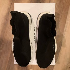 Men’s size 10 Balenciaga Speed Trainers